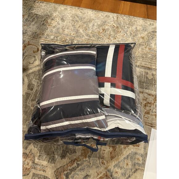 Mint Intelligent Design Caleb Comforter Set Blue 5 Total Pieces - Picture 7 of 8